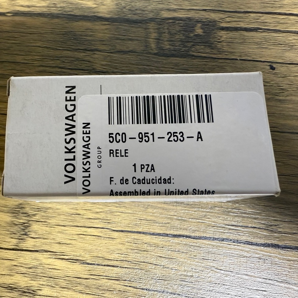 Volkswagen Electronic Relay - White